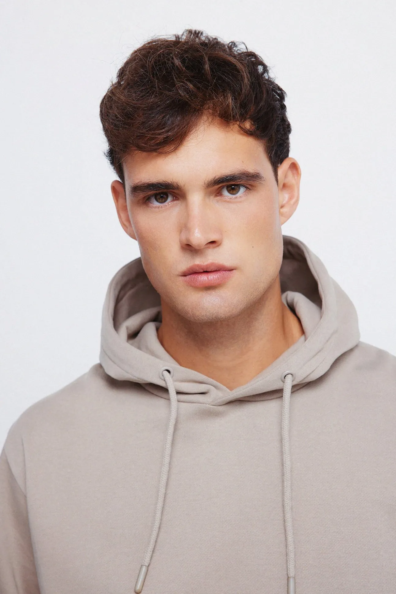 Capuz básico com sweatshirt