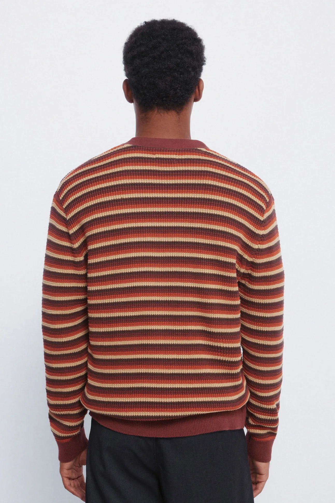 Cardigan com casaco de malha em botões