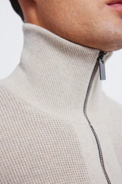 Cardigan com casaco de malha