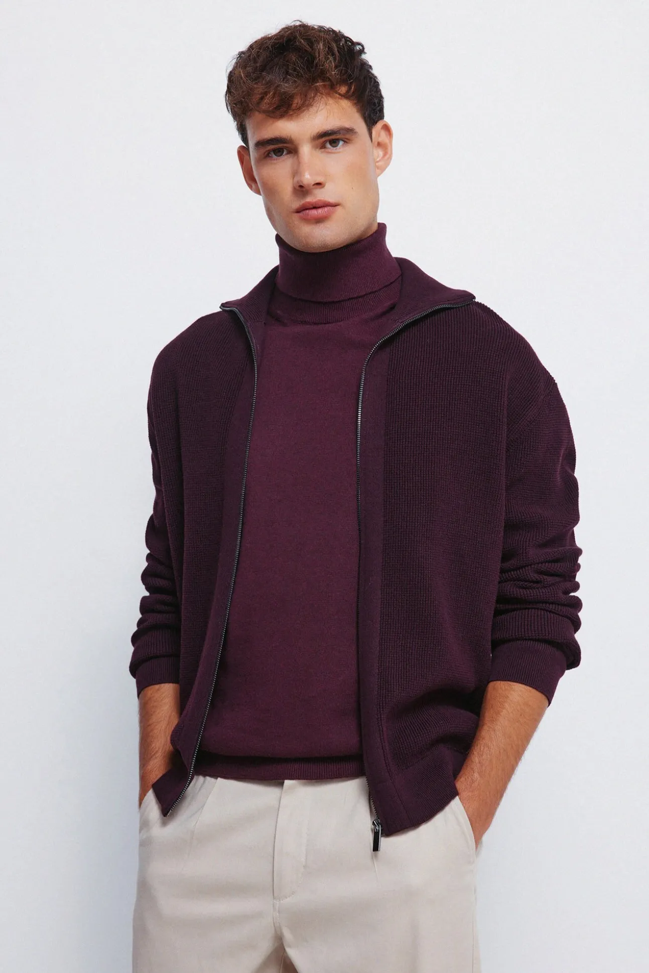 Cardigan com casaco de malha