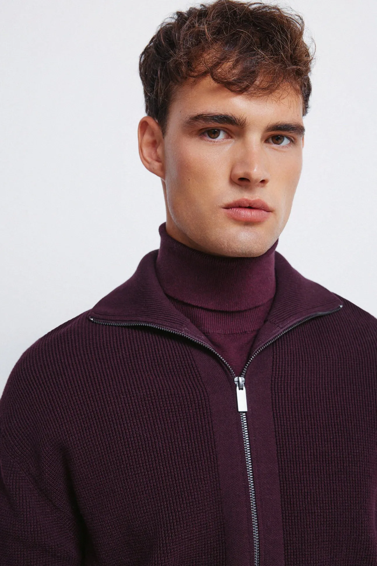 Cardigan com casaco de malha
