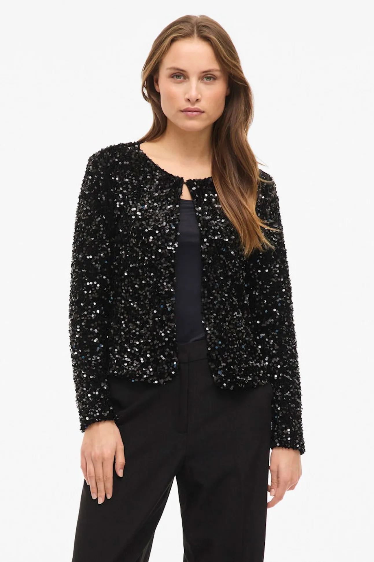 Casaco curta de lantejoulas