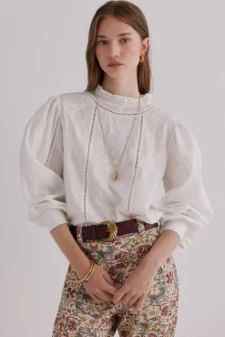 Cassia. Blusa romântica