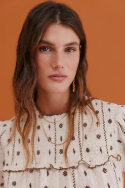 Catalina. Blusa com cintado = entallado