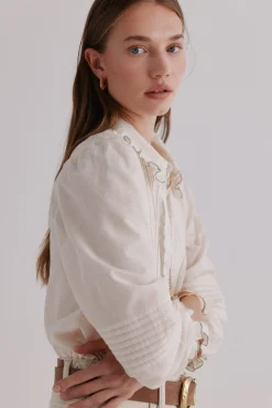 Catalina. Blusa romântica