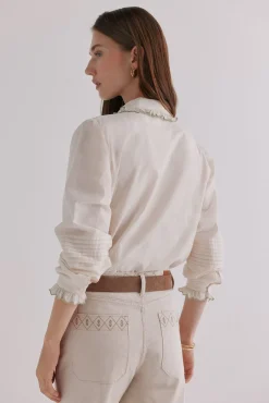 Catalina. Blusa romântica