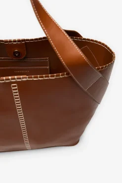Cesta com costura