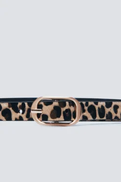 Cinto com estampado animal e fivela oval