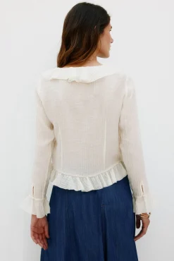 Cira. Blusa com folhos