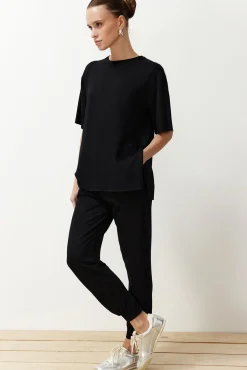 Conjunto básico de corrida, blusa e calças de gola redonda