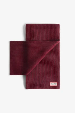Conjunto de boné e cachecol