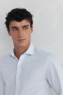 Conjunto de camisa e calça