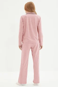 Conjunto de pijama camiseiro com bolso e debrum de algodão rosa