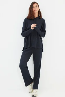 Conjunto de pijama com capuz canelado