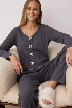 Conjunto de pijama de algodão canelado com detalhes de renda