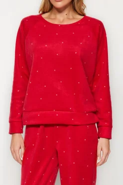 Conjunto de pijama de inverno de bolinhas com bolinhas vermelhas
