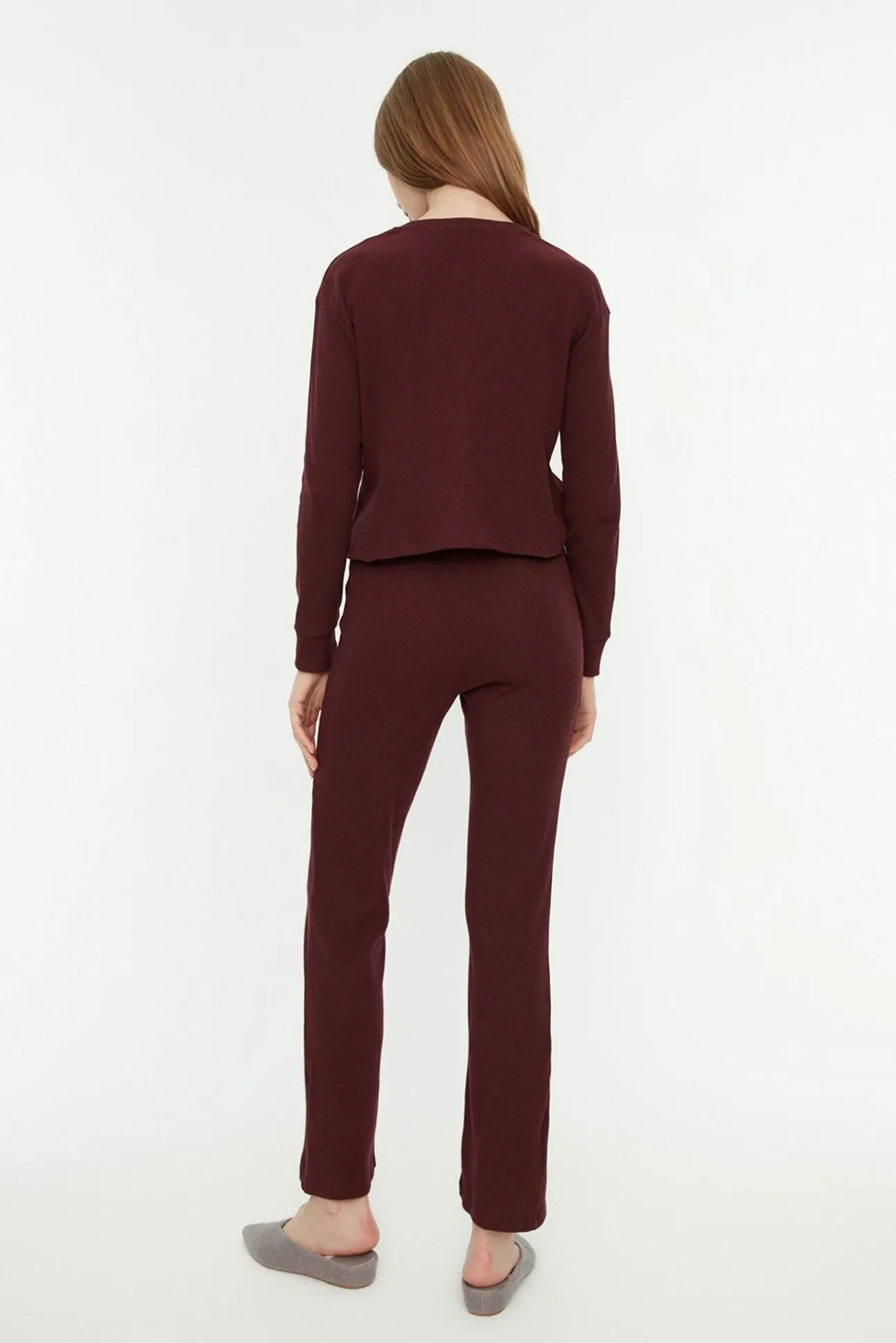 Conjunto de pijama de veludo cotelê bordô