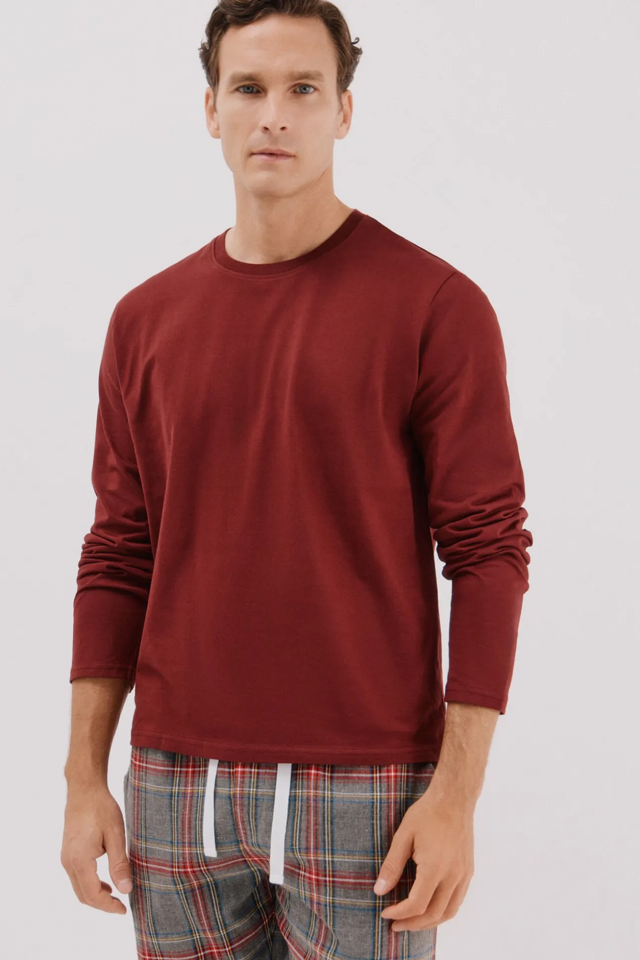 Conjunto de pijama malha e tecido