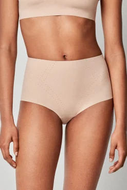 Cueca de alta redução com reforço