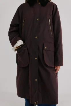 Damaris. Trench com bolsos