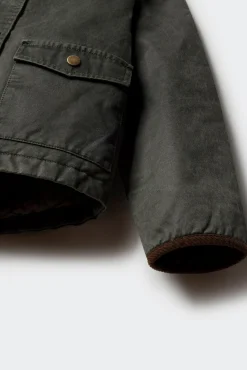 Detalhes do Parka menina
