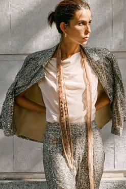 Emilia. Blazer de lantejoulas