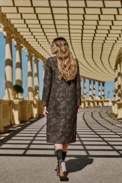 Fiorella. Sobrecasaca jacquard