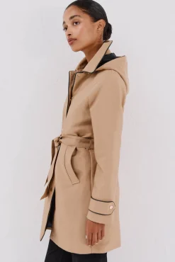 Gabardina acetinada capuz desmontável