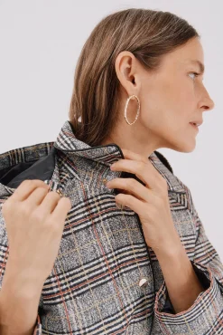 Gabardina acetinada capuz desmontável