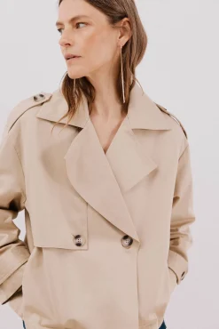 Gabardina curta