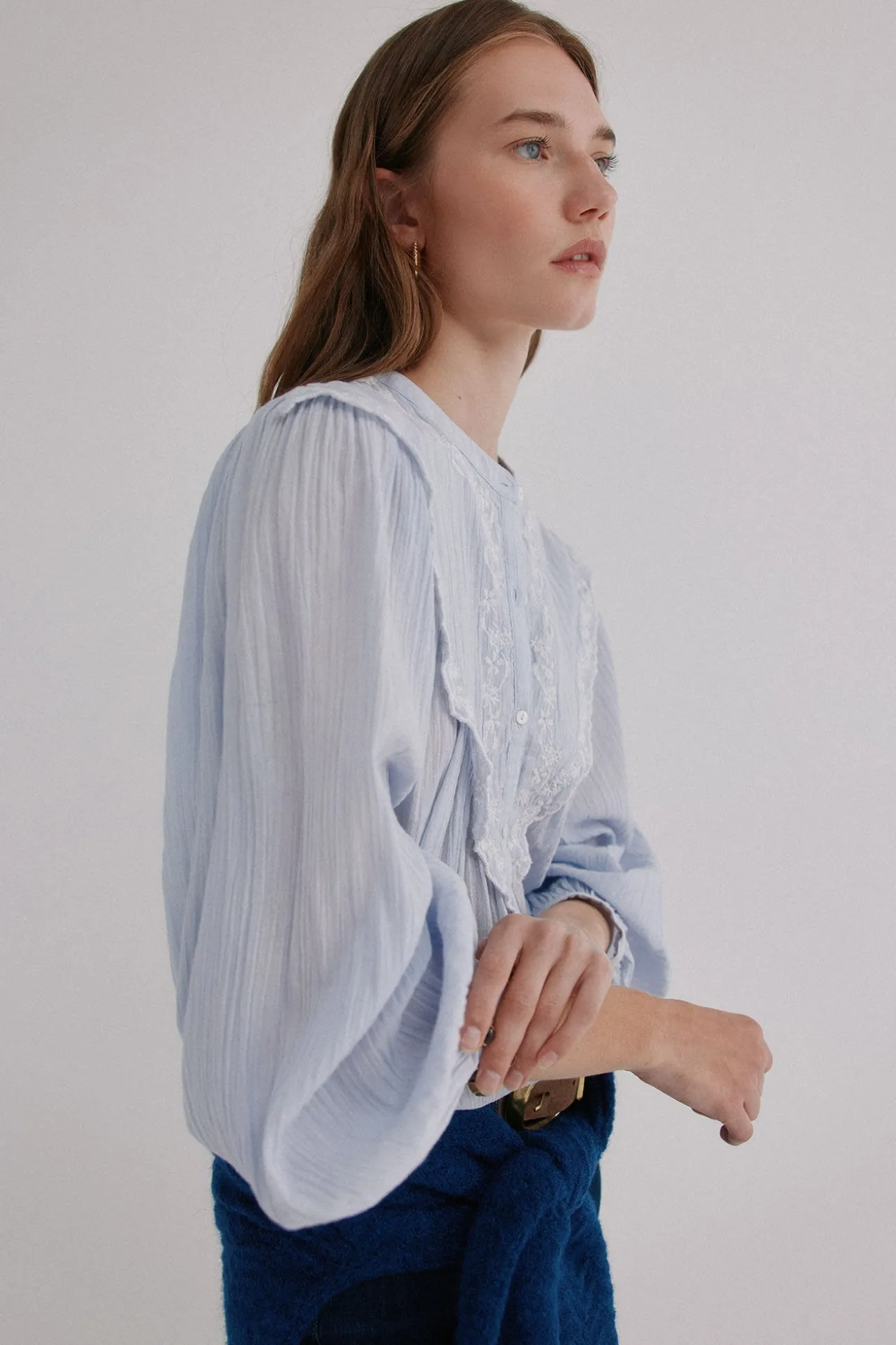 Gael. Blusa bordada