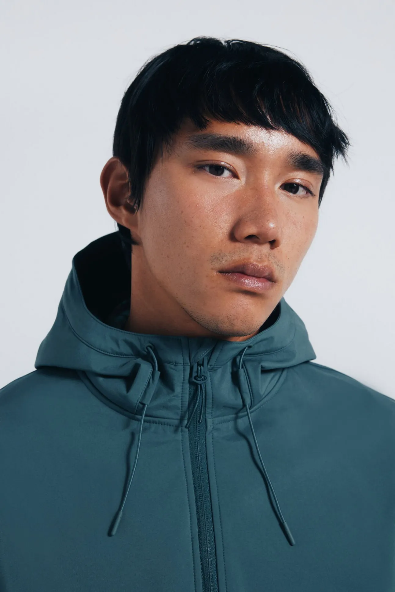 Jaqueta softshell com capuz
