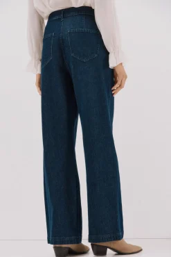 Jeans com pregas