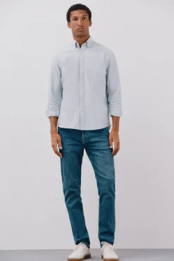 Jeans corte ajustado