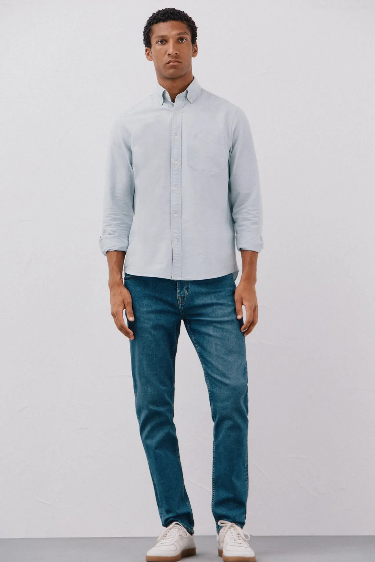 Jeans corte ajustado