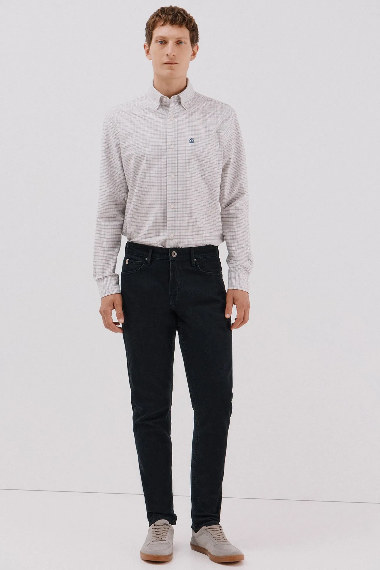 Jeans corte ajustado