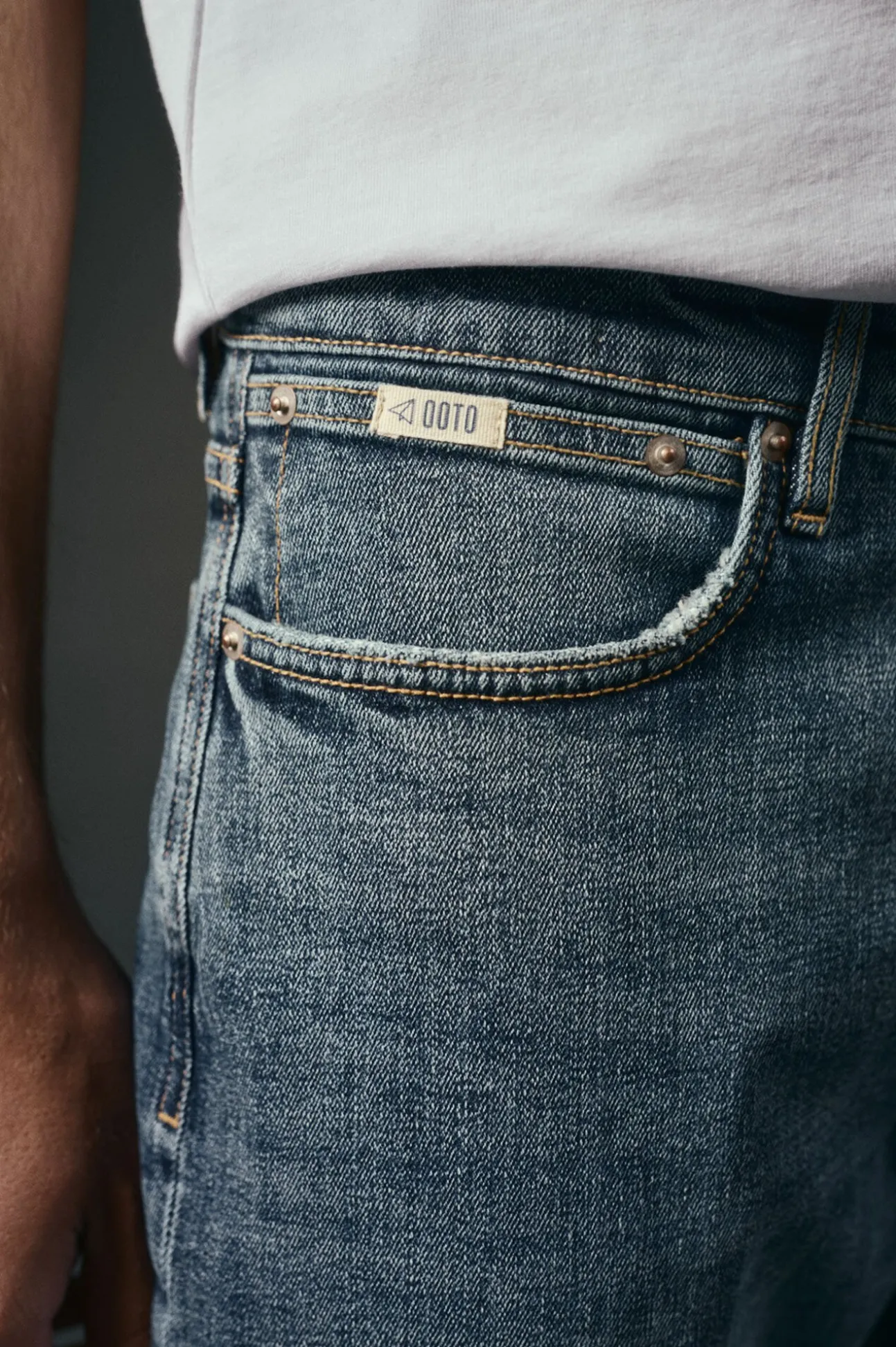 Jeans corte ajustado