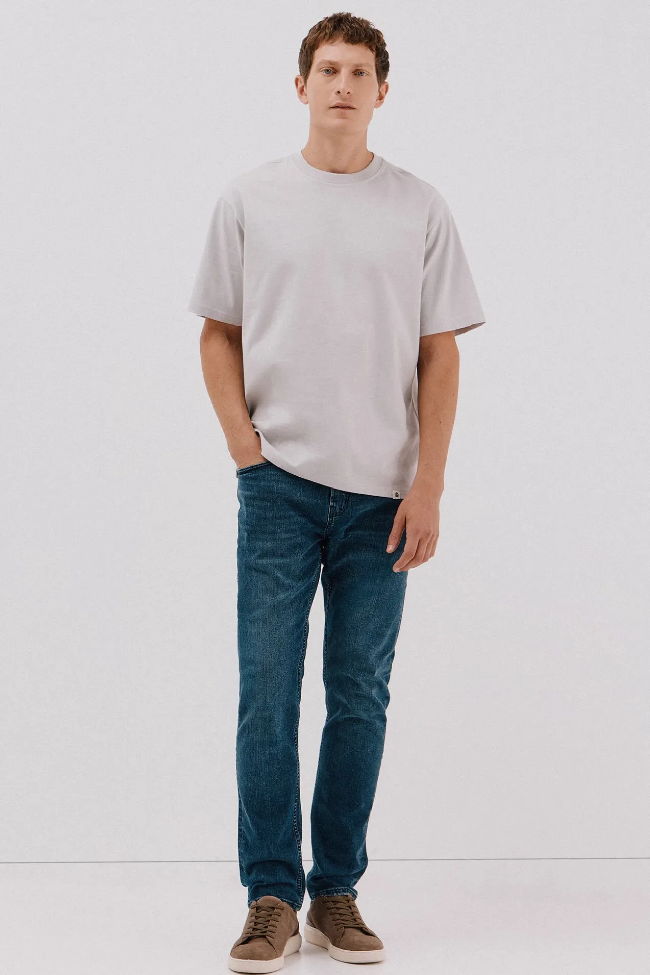 Jeans corte ajustado
