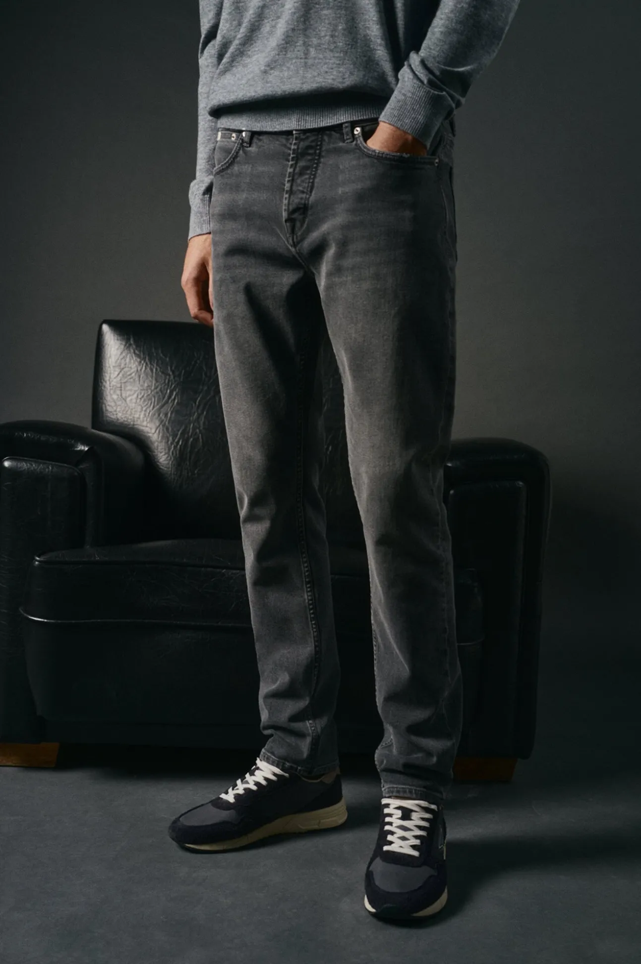Jeans corte ajustado