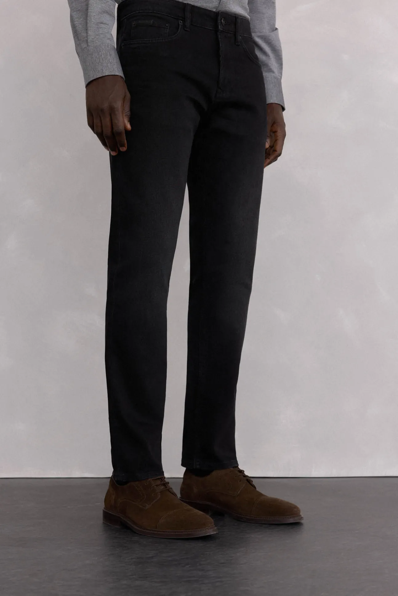 Jeans corte ajustado