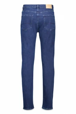 Jeans corte ajustado
