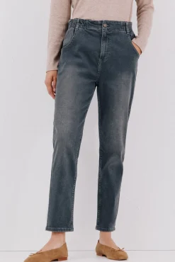 Jeans de corte fácil