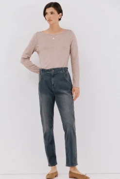 Jeans de corte fácil