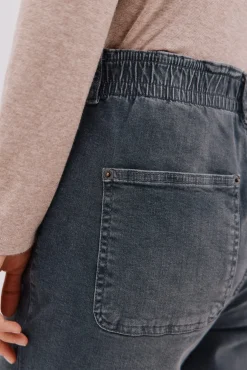 Jeans de corte fácil