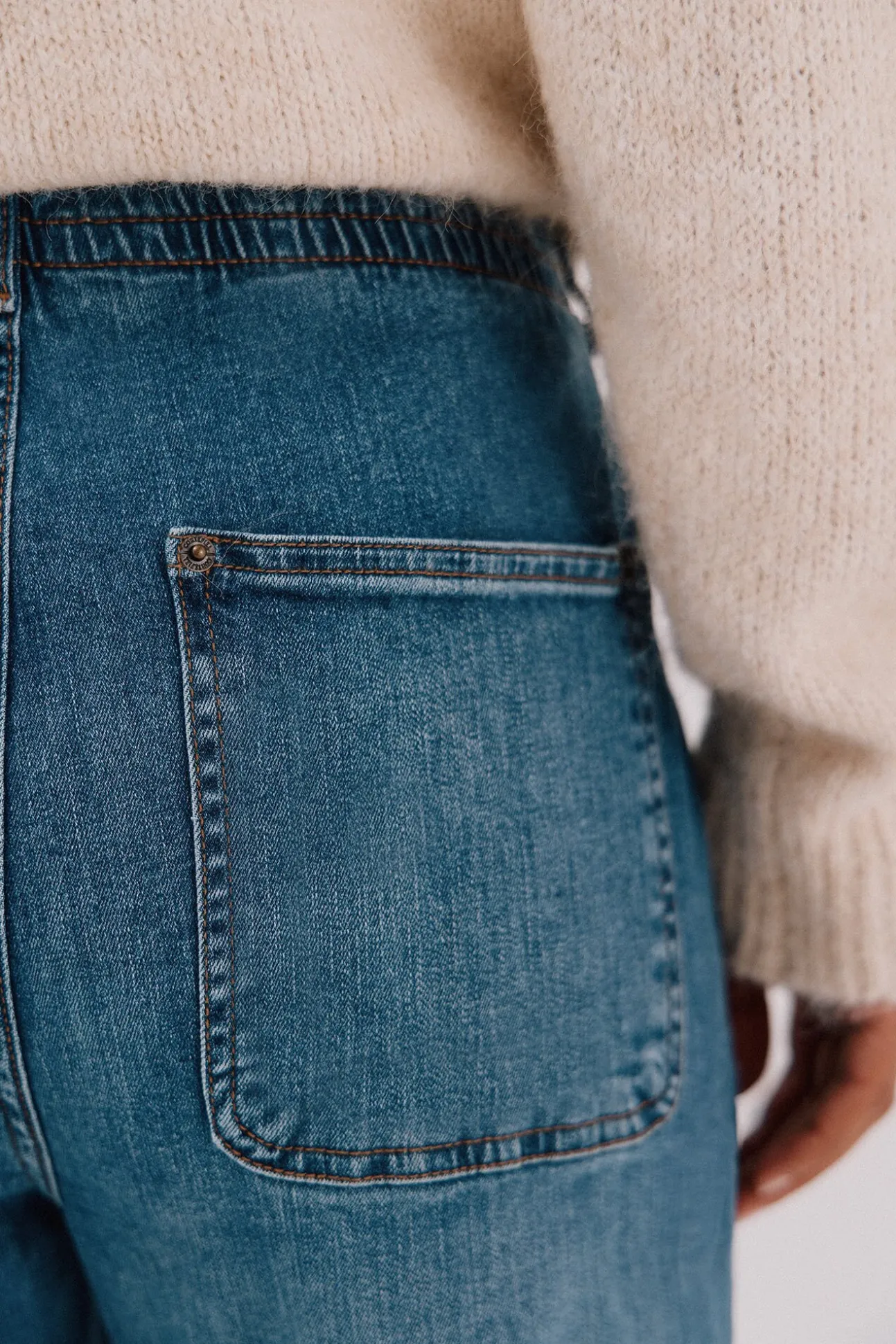 Jeans de corte fácil