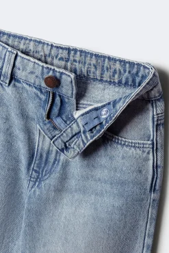 Jeans reto para meninos