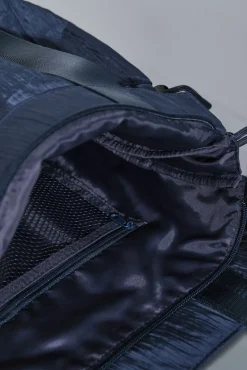 Mala tote de nylon acetinado azul