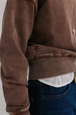 Manuela. Sweatshirt com efeito lavado