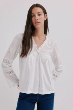 Marina. T-shirt bordada