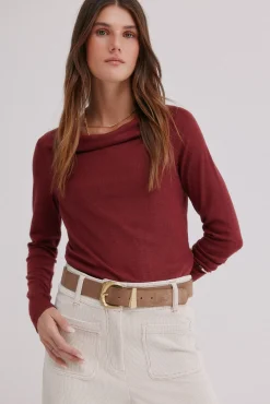 Mirta. T-shirt com decote drapeado
